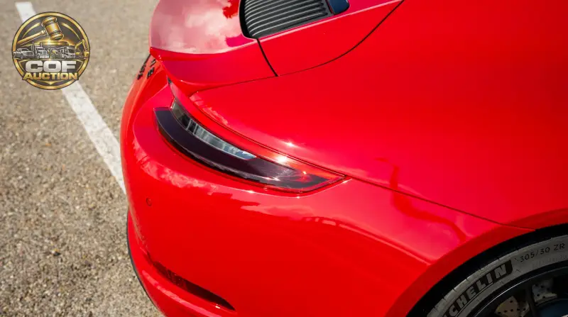 2018 Porsche 911 Carrera GTS Coupe photo 19