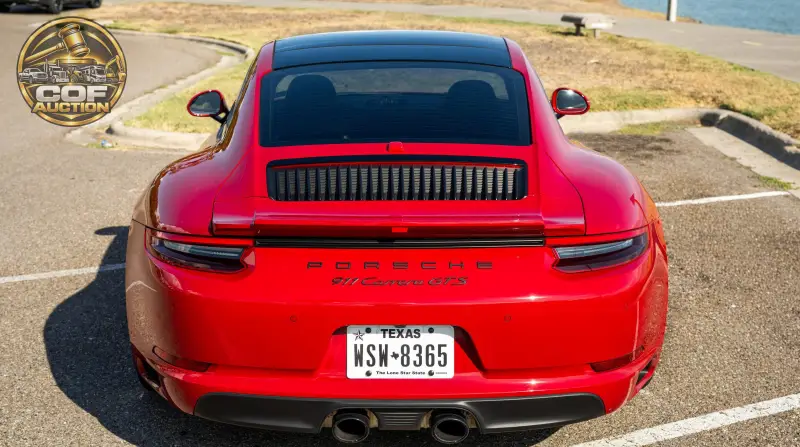 2018 Porsche 911 Carrera GTS Coupe photo 7